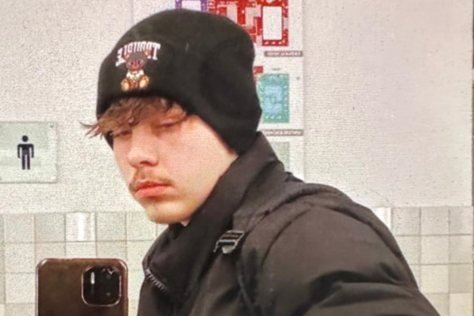 Seit Mittwoch wird der 16-jährige Leon aus Hamburg vermisst. Die Polizei kann nicht ausschließen, dass er sich etwas antun will.