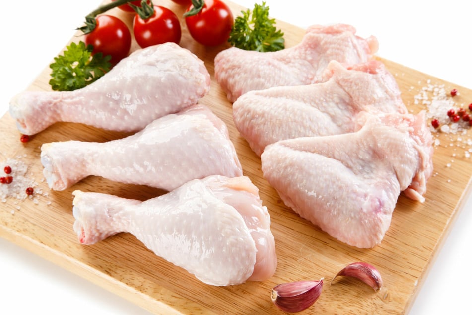 An der Oberfläche der Chicken Wings wurde die Probe genommen.
