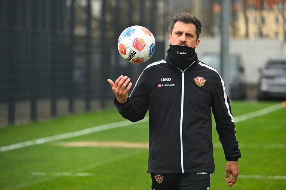 Trainer Thomas Stamm (43) rät Kofi Amoako, in Sachen Zukunft auf sein Bauchgefühl zu hören.