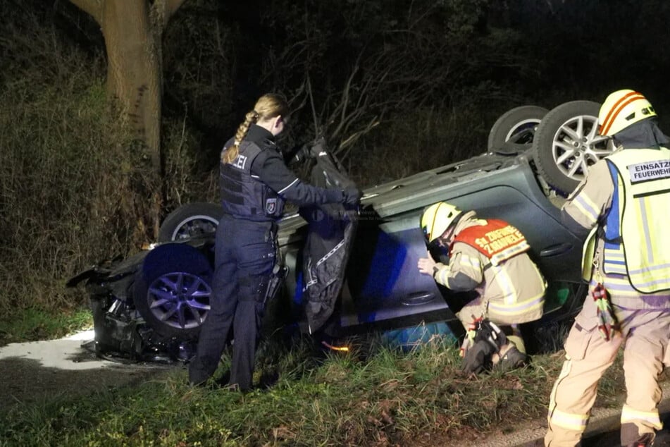 Die Polizei hat die Ermittlungen zur Unfallursache aufgenommen.