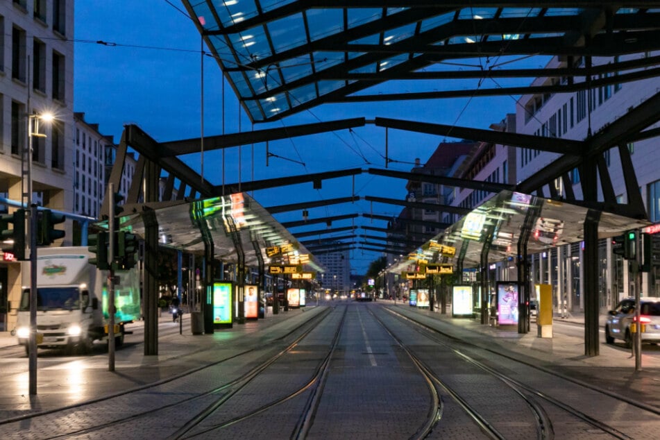 Busse und Bahnen bleiben stehen: Erneuter DVB-Warnstreik morgen in Dresden