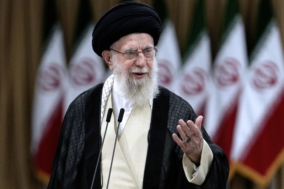 Irans Staatsoberhaupt Ajatollah Ali Chamenei (86).