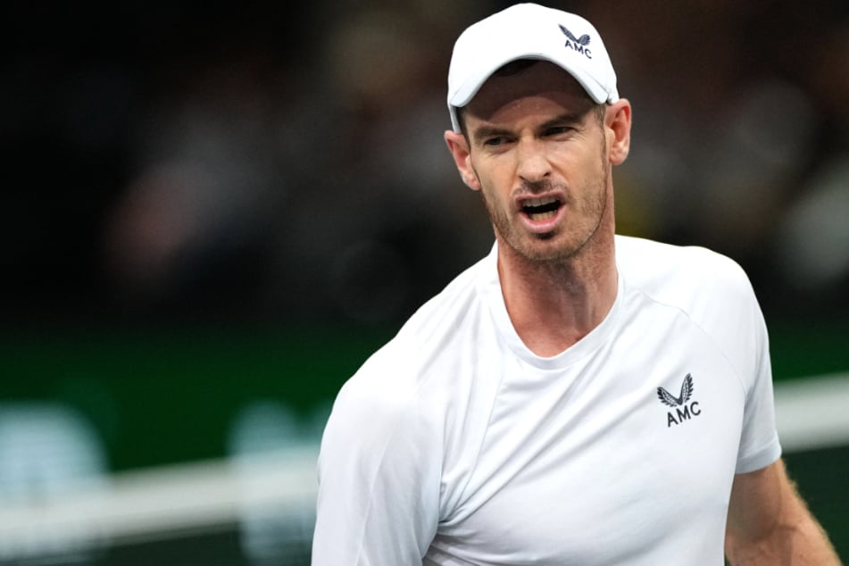 Tennis-Altmeister Andy Murray (36) stellte sich nach der Beiß-Aktion hinter Mirra Andreeva (16).