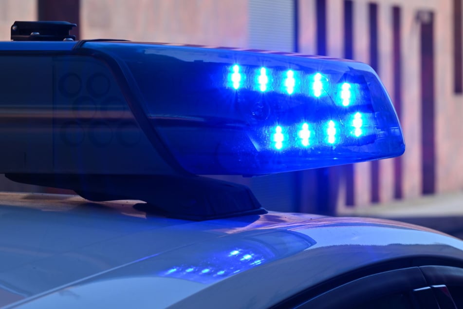 Die Polizei hofft auf neue Impulse durch Zeugen. (Symbolfoto)