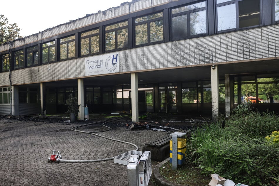 Der Erkrather Schulkomplex wurde bei dem Feuer komplett zerstört.