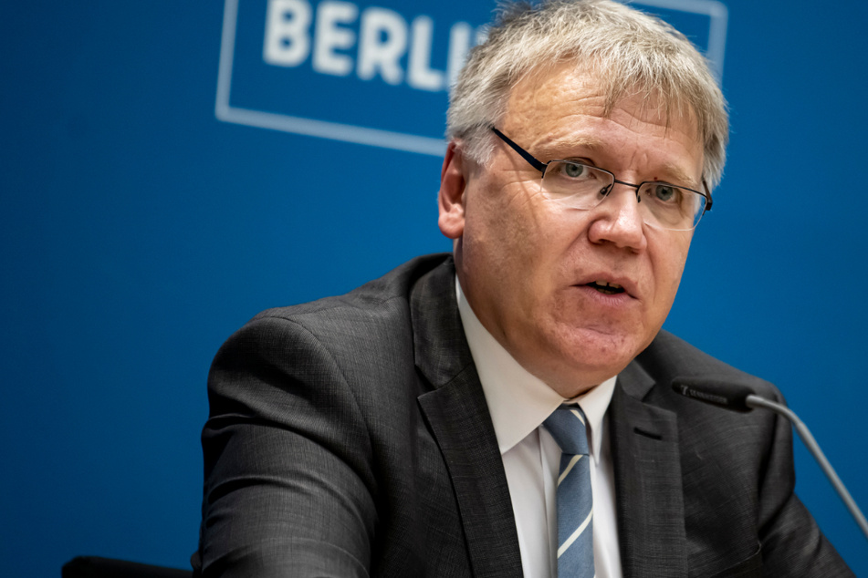 Berlins neuer Landeswahlleiter Stephan Bröchler will keine Zeit verlieren.