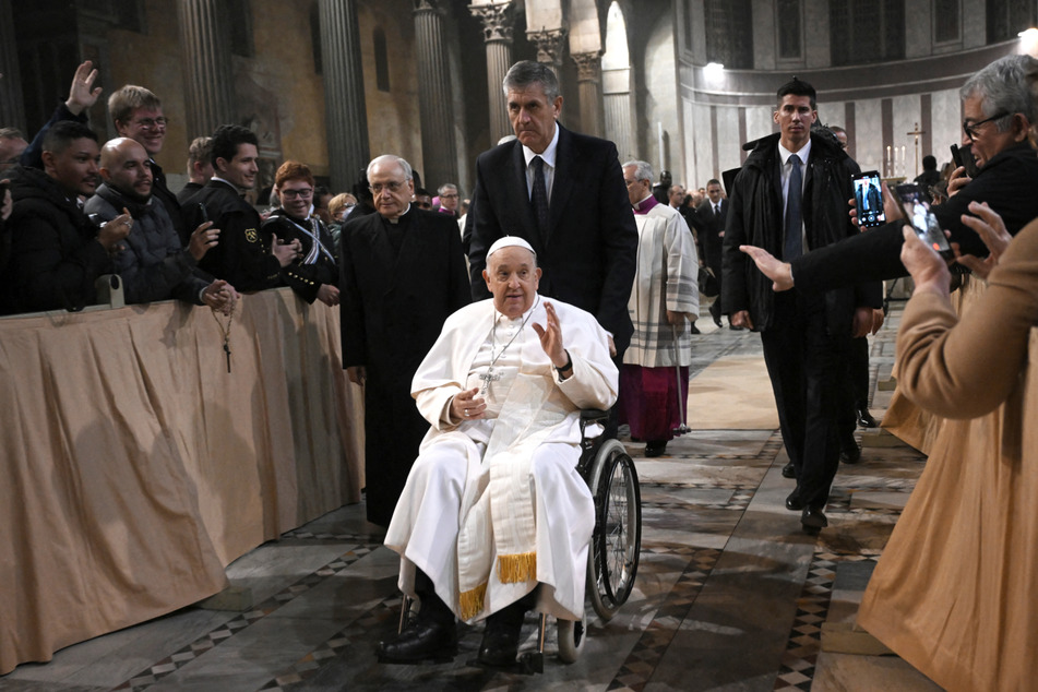 Papst Franziskus (87) ist krank.