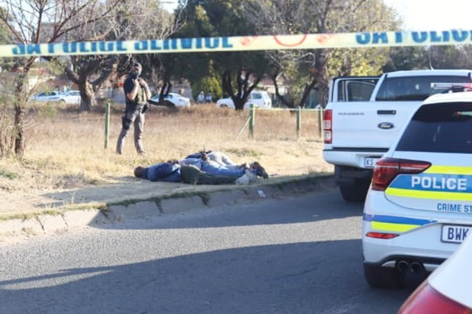 Werden Täter auf frischer Tat ertappt, greifen die Behörden in Südafrika rigoros durch. (Symbolbild)