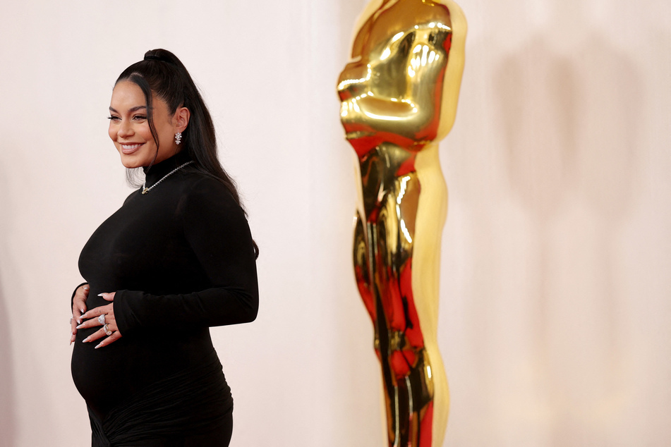 Vanessa Hudgens (35) präsentierte bei den Oscars ihren Babybauch.