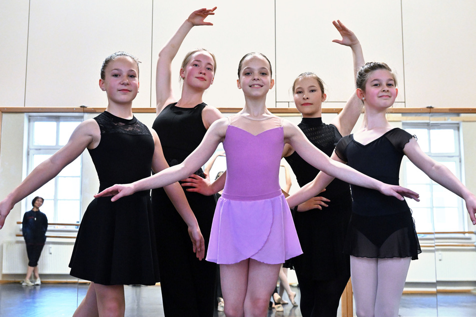 Die Ballettschülerinnen aus der Geraer Musikschule "Heinrich Schütz" sind in Prag die einzigen Vertreterinnen aus Thüringen.