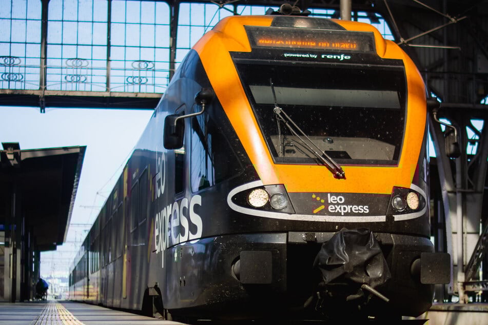 Im Juni 2026 geht ein neues Fernzug-Angebot von "Leo Express" zwischen Deutschland und Polen - unter anderem mit Halt in Dresden - an den Start.