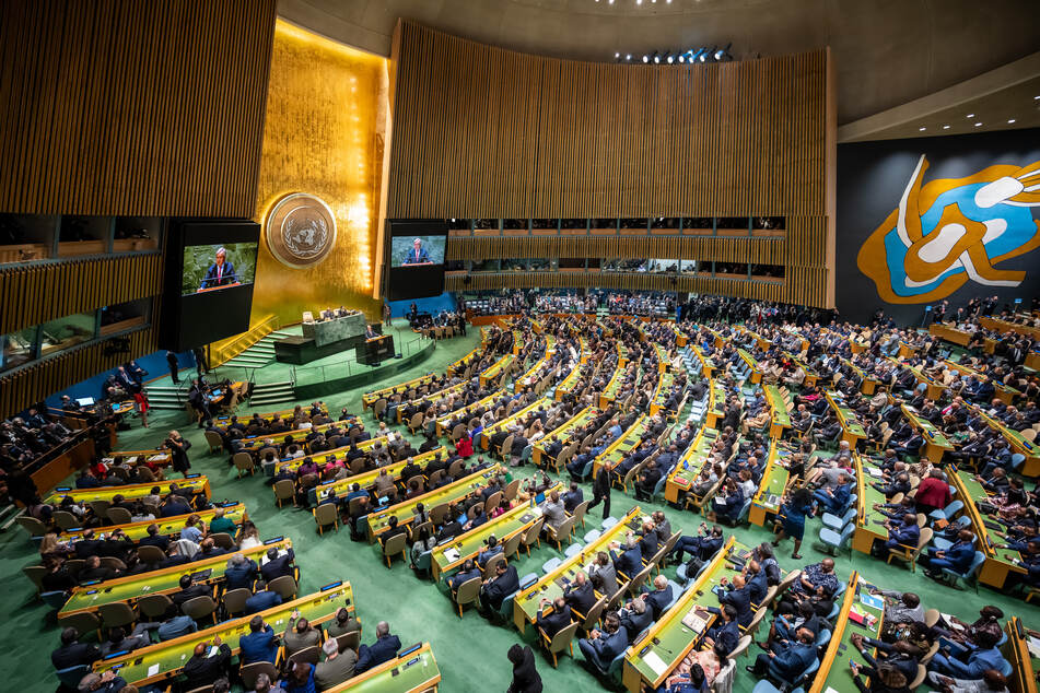Die Vollversammlung der Vereinten Nationen will am Freitag in New York über eine Stärkung der Rechte der Palästinenser innerhalb des größten UN-Gremiums abstimmen. Die Palästinenser wollen sich mit der Resolution gleichzeitig weltweiten Rückhalt für eine UN-Vollmitgliedschaft sichern. (Archivbild)
