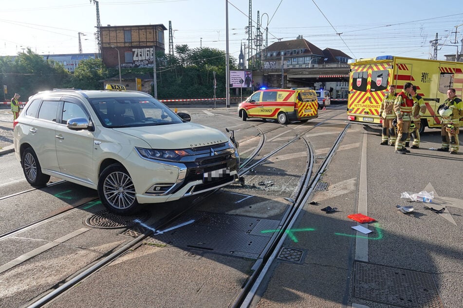 Die Fahrbahn war komplett dicht.