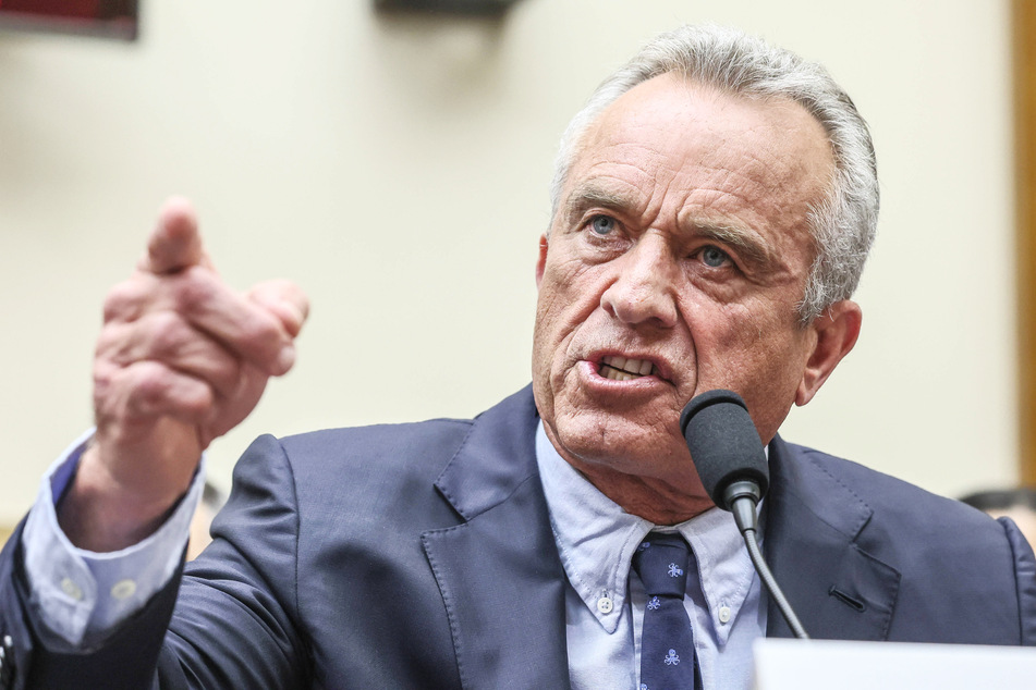 Financial reports from a super PAC supporting Robert F. Kennedy Jr. reveal the majority of its funds come from a Donald Trump supporting megadonor.