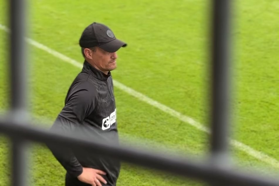 Trainer Alexander Blessin (52) zeigt sich generell zufrieden mit der Leistung seines Teams im Test gegen OGC Nizza.