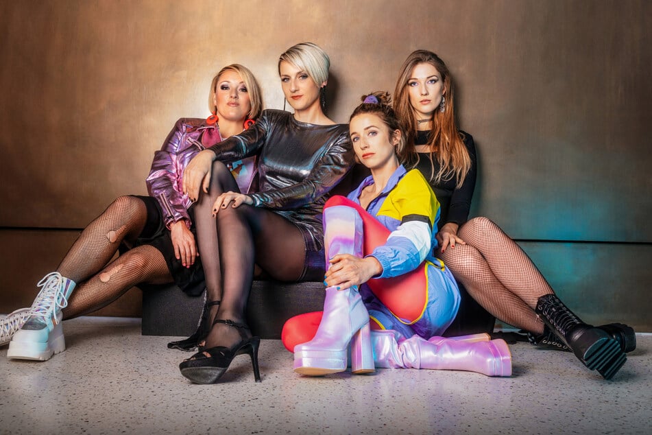 Multitalent Bianca (2.v.r.) widmet sich künftig ihren vielen anderen Projekten.