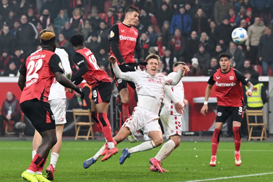 Drei Monate zuvor scheiterten die Geißböcke nach einem Last-Second-Ausgleich von Patrik Schick im DFB-Pokal gegen Bayer 04.
