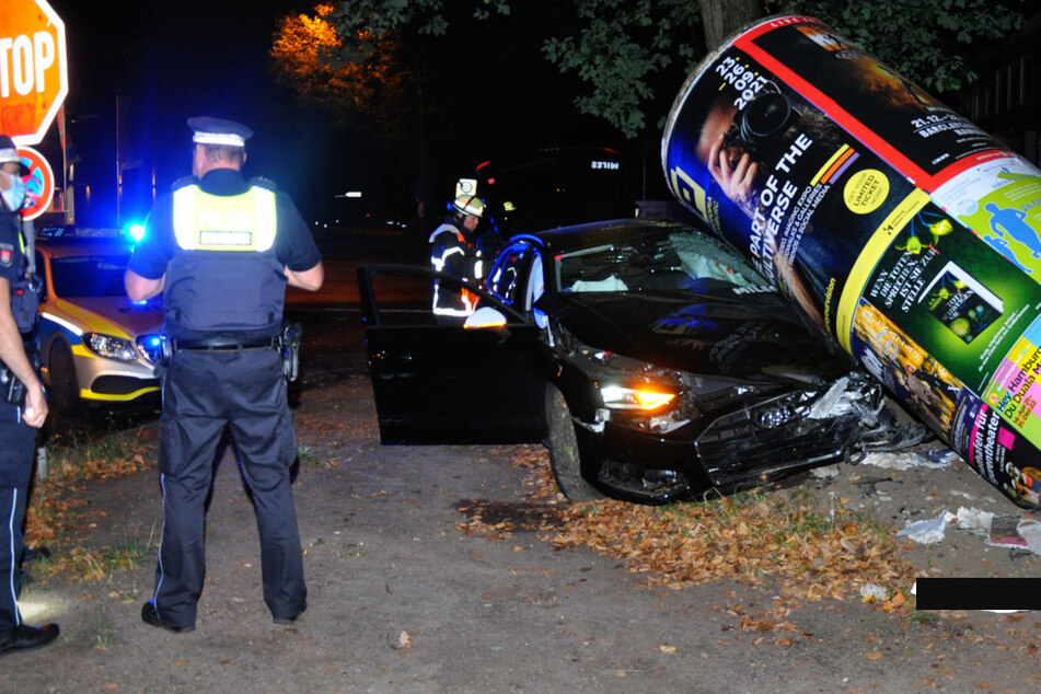 Nach ersten Erkenntnissen scheinen sich die Verursacher nicht verletzt zu haben.