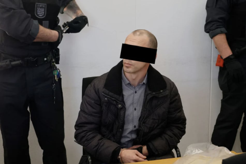 Der mutmaßliche Täter Andrei P. (37), hier am ersten Prozesstag. Die Staatsanwaltschaft fordert die Höchststrafe gegen den Moldauer.