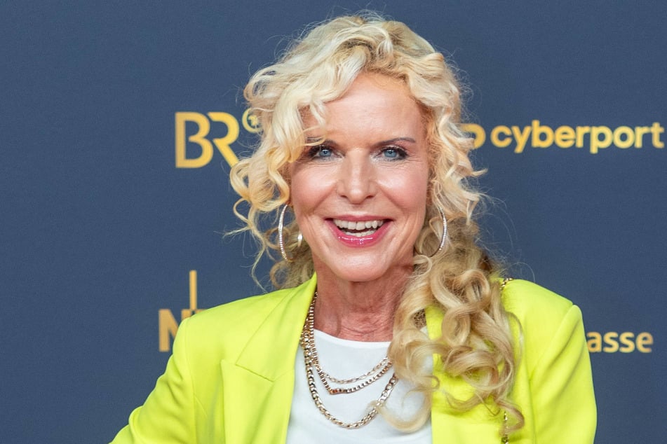 Victoria Herrmann (57) moderiert das "Music Match" im Kaufpark.