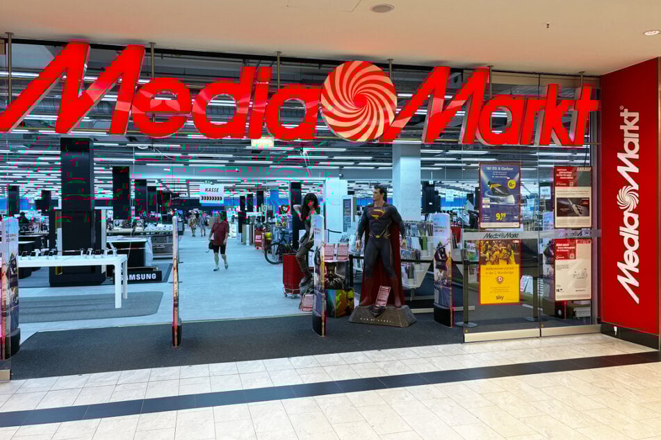 MediaMarkt Dresden - ElbePark - Peschelstraße 39.