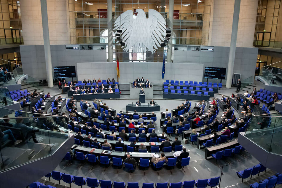 Alle Nachrichten und Hintergründe zu den deutschen Politikern hier zum Nachlesen.