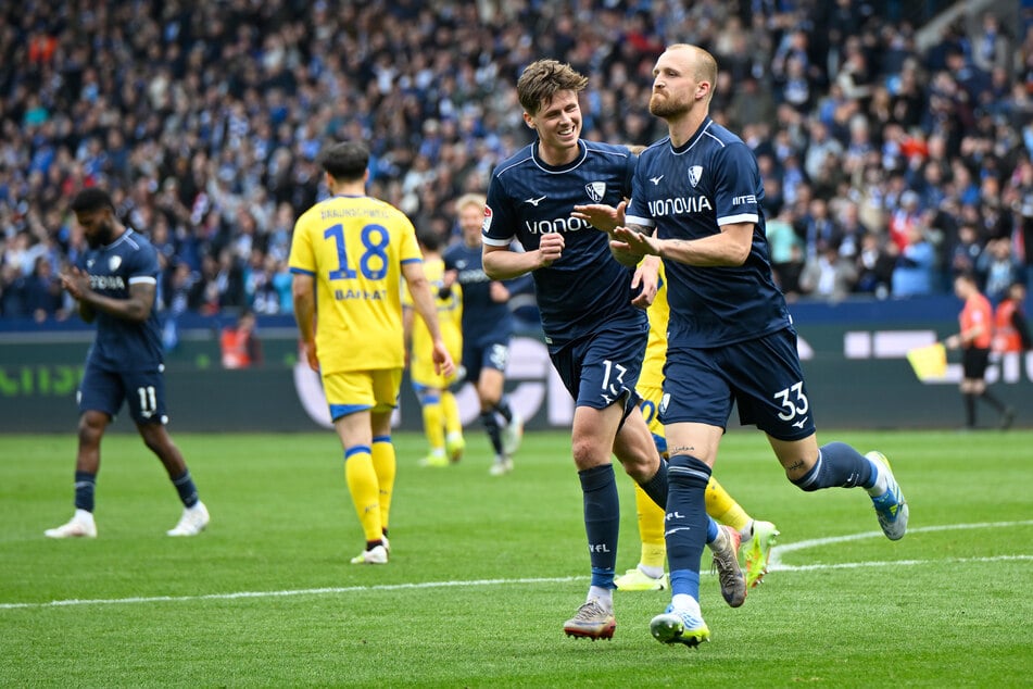 Auch dank eines überragenden Philipp Hofmann (r.) gelang Bochum gegen Braunschweig der Befreiungsschlag.