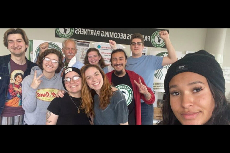 Gianna Reeve (second from l.) and fellow Starbucks organizers in Buffalo are joined by Laila Dalton (r.), a pro-union worker who was fired in Phoenix, Arizona.