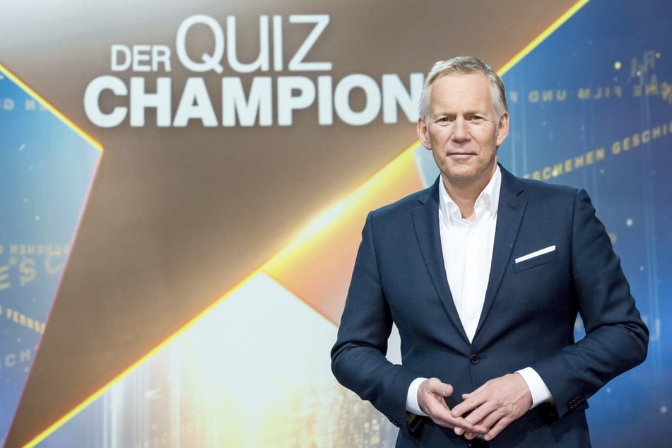 Bei einer extralangen Live-Sondersendung von "Der Quiz-Champion" werden Spenden gesammelt.