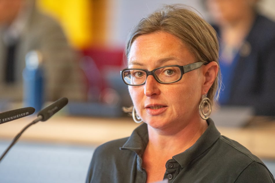 Für die Linken sprach Stadträtin Jacqueline Muth (44).