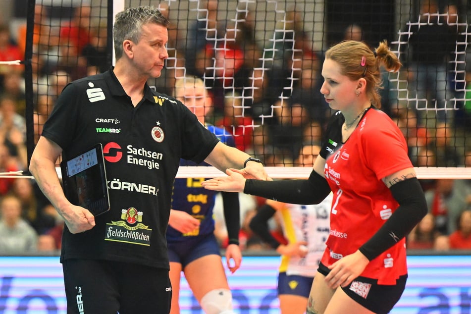 Unter Coach Alex Waibl (58) wurde sie viel aus- und eingewechselt.