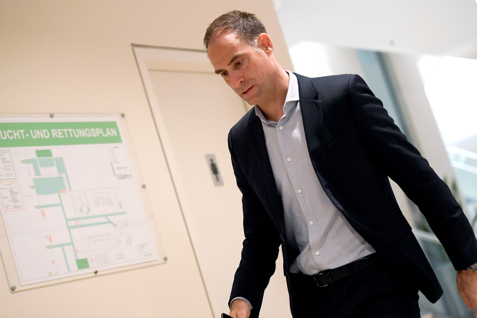 RB-Chef Oliver Mintzlaff glaubt noch immer an eine Titelchance in der Champions League.