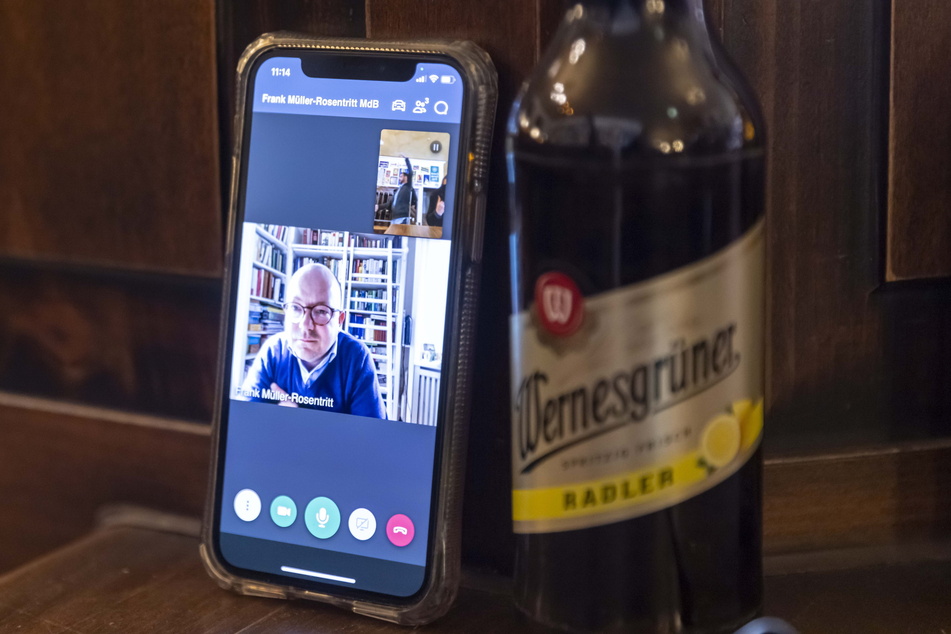 Auf virtueller Kneipentour: FDP-Politiker Frank Müller-Rosentritt (38).
