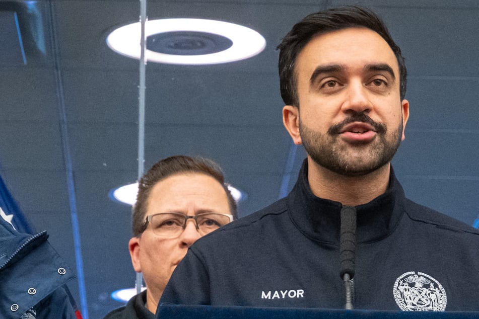 Mamdani responds after NYPD officers are injured in snowball attack