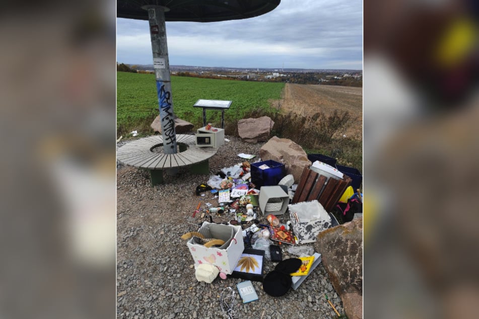 Im Mängelmelder der Stadt ist die jüngste Müllablagerung per Foto dokumentiert.