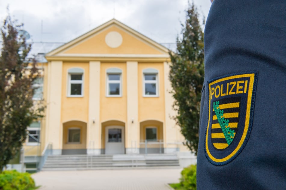 Erneut fällt mit dem Rassismus-Skandal schlechtes Licht auf die Polizeischule in Schneeberg.