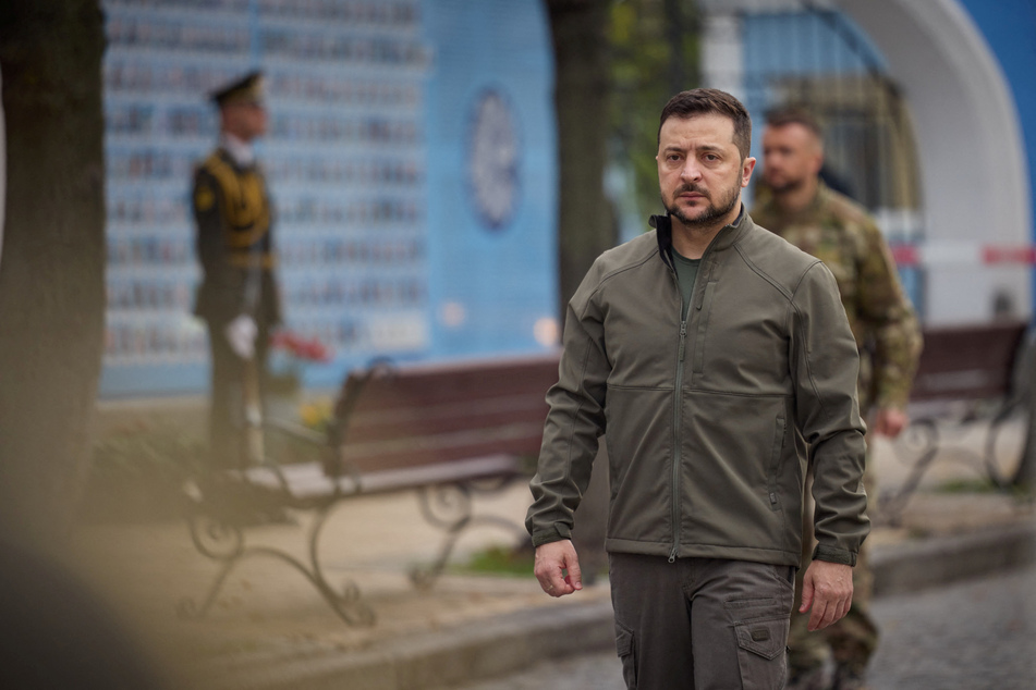 Ukrainian President Volodymyr Zelensky announced he had worked out "steps for the further liberation of Ukrainian regions" with his military leadership.