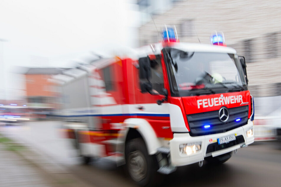 Ein ausgelöster Feuermelder hat in Chemnitz zu einem Drogenfund geführt. (Symbolbild)