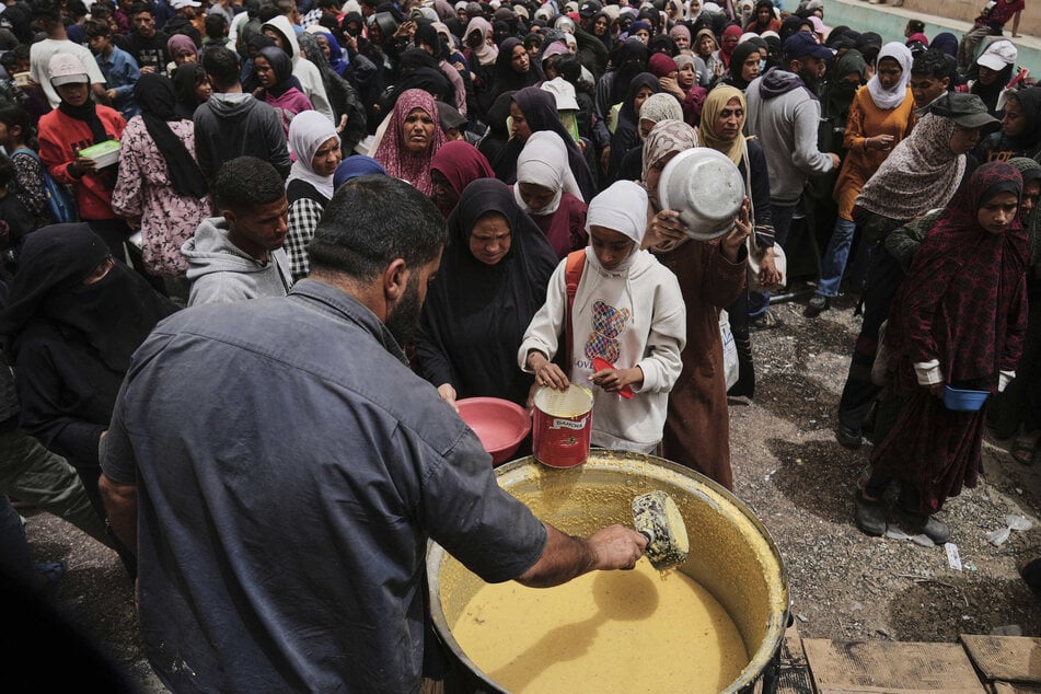 Die israelische Regierung hat beschlossen, wieder humanitäre Hilfe in den Gazastreifen zuzulassen. (Archivbild)