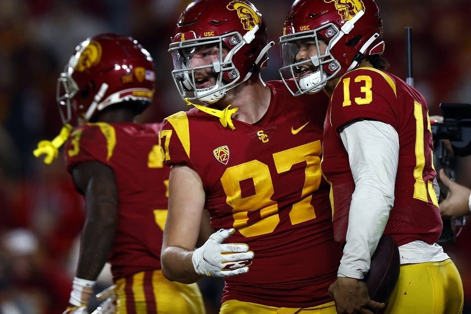 USC made a huge statement to the College Football Playoff committee after causing past Notre Dame 38-27.