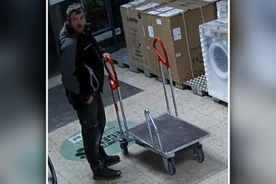 Wer kennt den Mann oder hat die Tat beobachtet? Die Polizei bittet um Zeugenhinweise.