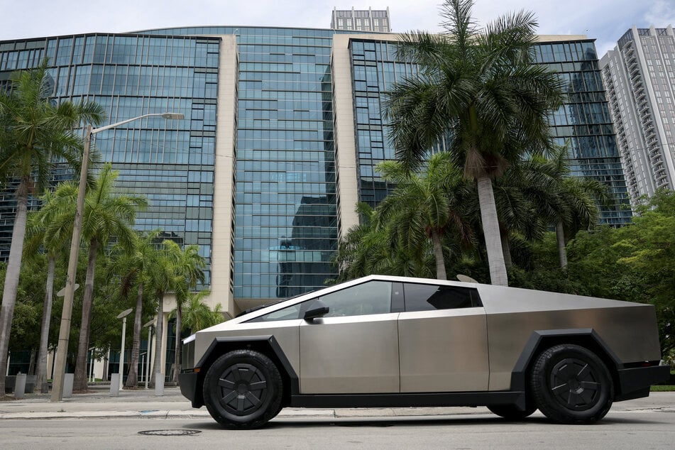 The family of 19-year-old Krysta Tsukahara has launched a lawsuit against Tesla, arguing that the design of the company's Cybertruck led to hear death.