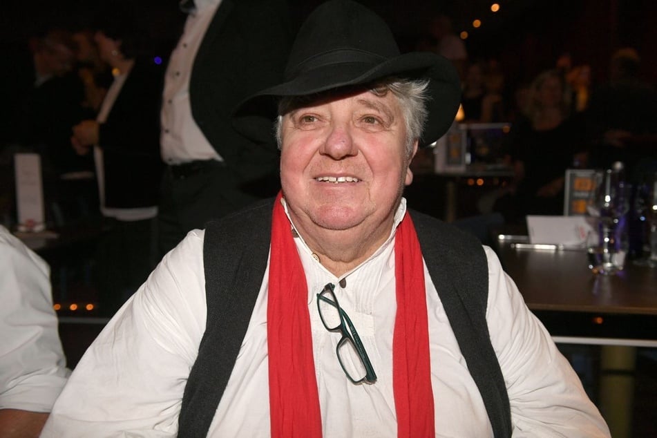 Nach einem verhängnisvollen Ski-Unfall nahm der heute 79-Jährige stark zu, wog in der Spitze satte 198 Kilogramm.