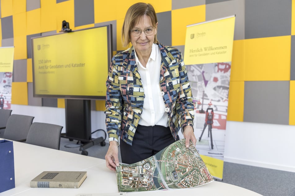 Klara Töpfer (60) leitet das "Amt für Geodaten und Kataster" seit 2012.