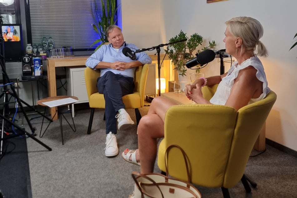 Die erste Podcast-Folge mit Kamilla Senjo (51) ist bereits abgedreht.