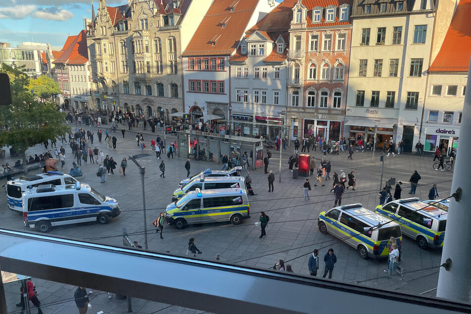 Auf dem Erfurter Anger war es am vergangenen Samstag zu einem größeren Polizeieinsatz gekommen. (Archivbild)