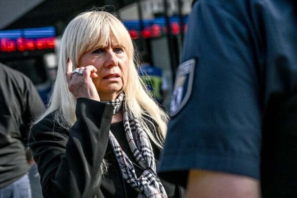 Berlins Innensenatorin Iris Spranger (64, SPD) spricht eine Warnung aus.