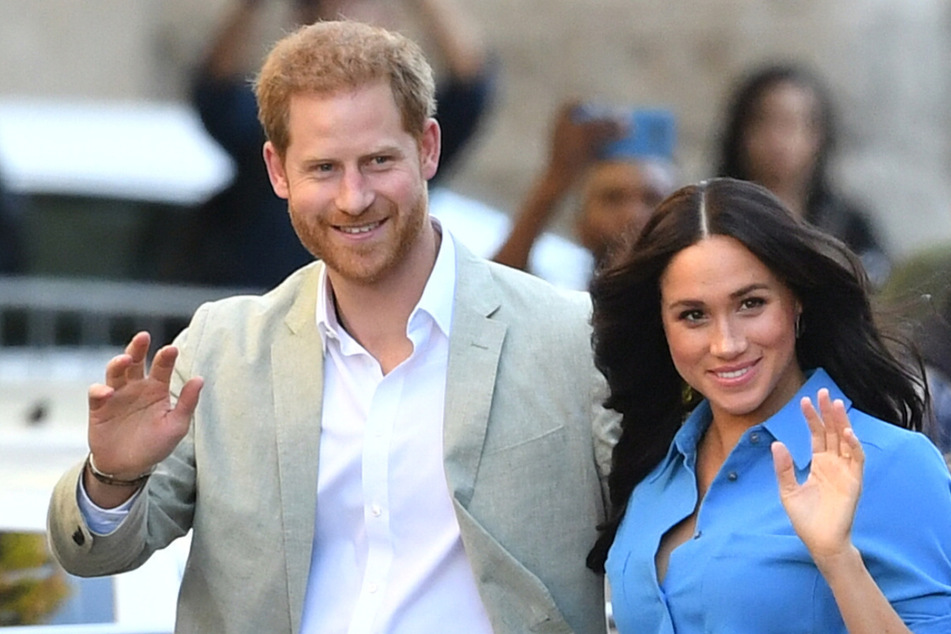 Meghan (39), Herzogin von Sussex, und Harry (36), Herzog von Sussex, während ihres Kapstadt-Besuchs 2019.