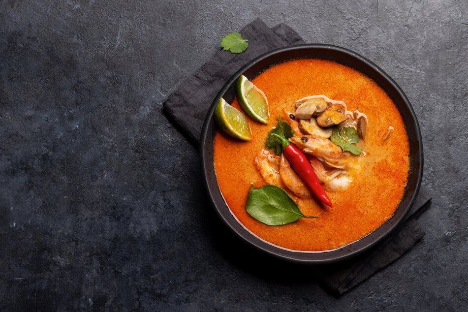 How to make Thai red curry: An easy and fun recipe