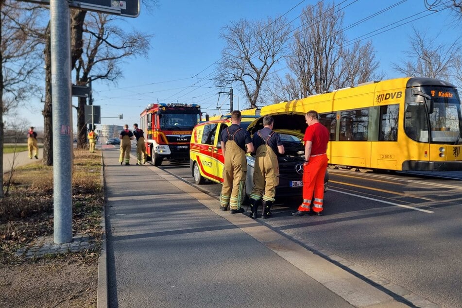 Ein Notarzteinsatzfahrzeug hatte einen technischen Defekt.